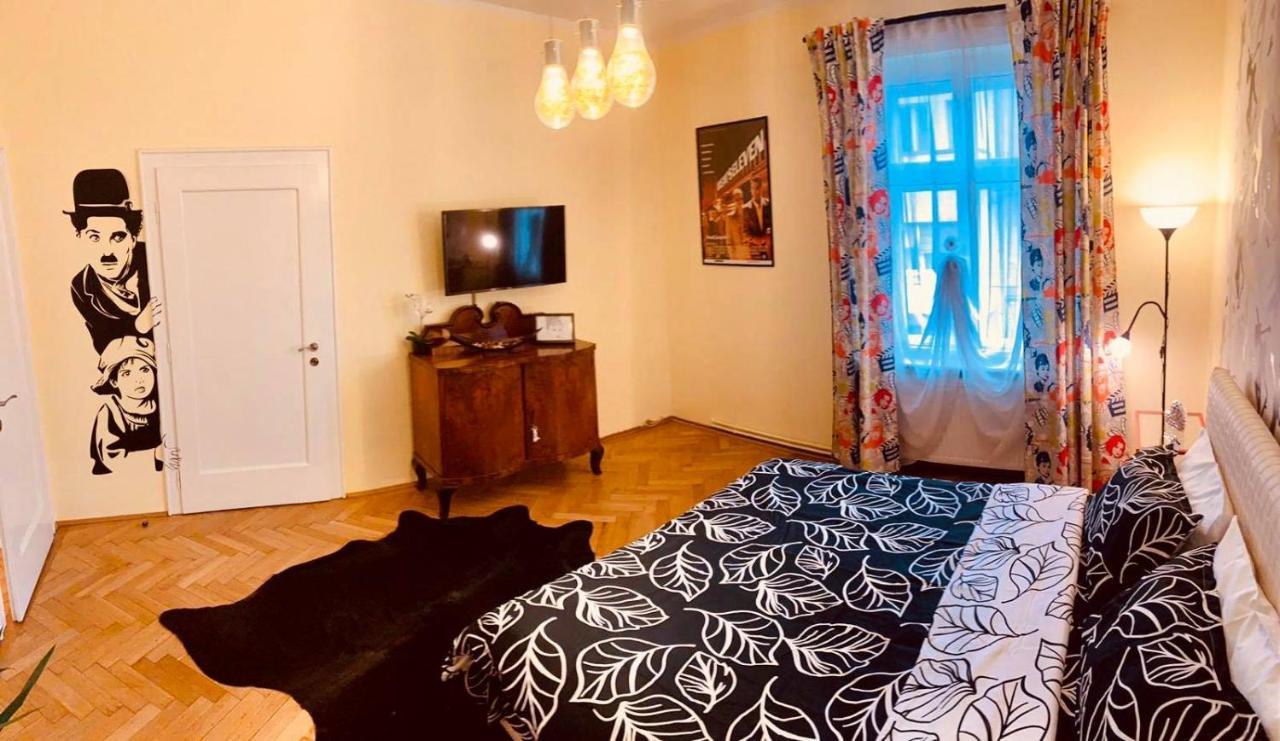 Cinematheque Ultracentral Apartment Сибиу Екстериор снимка