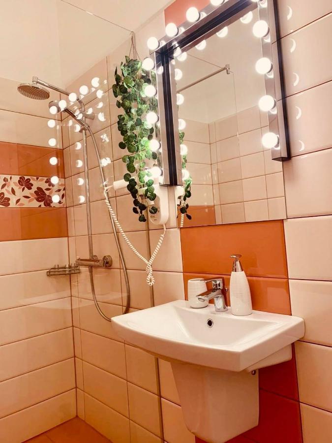Cinematheque Ultracentral Apartment Сибиу Екстериор снимка